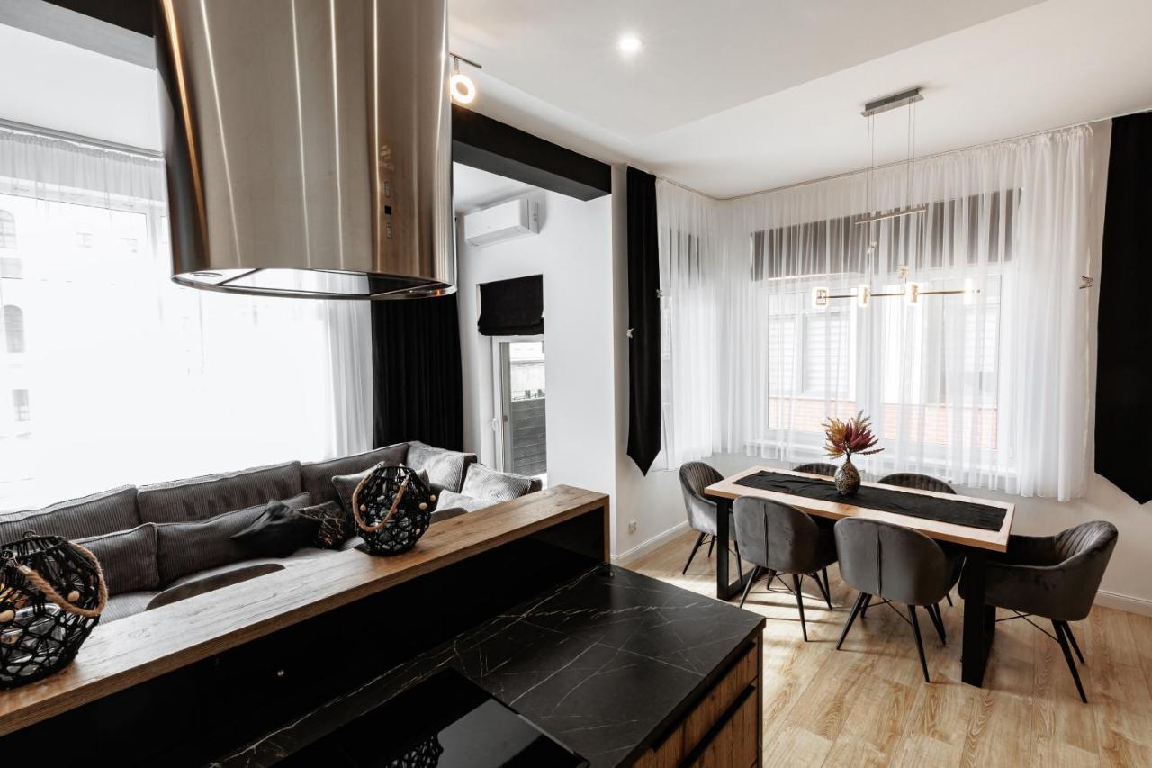 Ratusz Exclusive Apartment- Przy Ratuszu Apartment