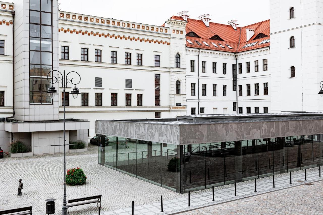 Ratusz Exclusive Apartment- Przy Ratuszu Apartment